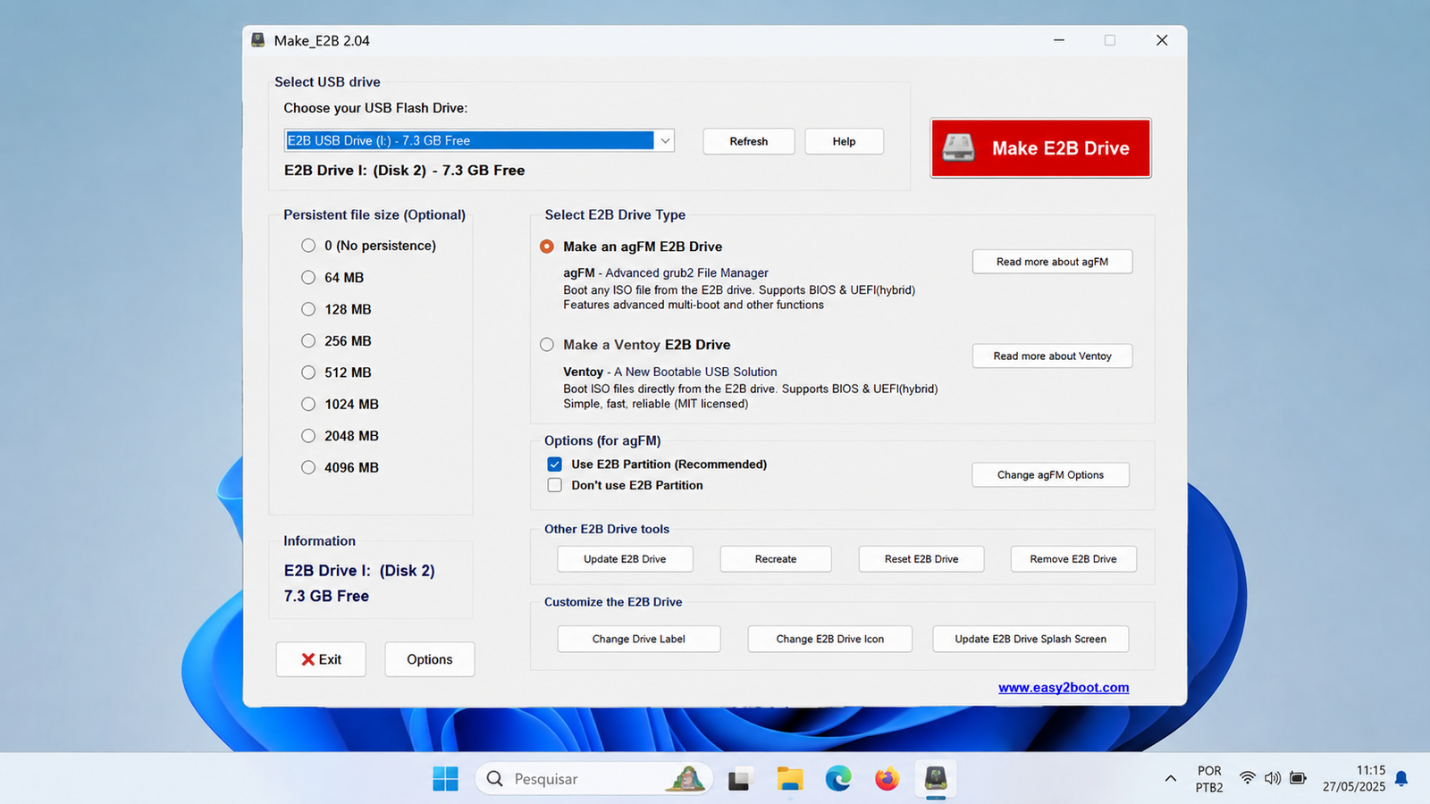 Interface do Make_E2B.exe com o pendrive selecionado e o botão Make E2B Drive em destaque